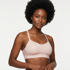 Comfortable <b>Hot</b> Sale Eco-Friendly Seamless Simple Women Sports Bras ODM/OEM Workout Fitness Breathable Yoga <b>Tops</b> - Product Image 5