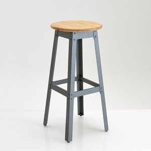 Taburete Metálico Industrial de Diseño con Acabado Elegante y Construcción de Acero Resistente para Espacios Interiores Modernos - Product Image 5