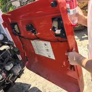 Offre Spéciale : Chargeuse compacte Bobcat S70 d'occasion – La <span class=keywords><strong>plus</strong></span> petite chargeuse Bobcat pour l'aménagement paysager et les espaces étroits - Product Image 6