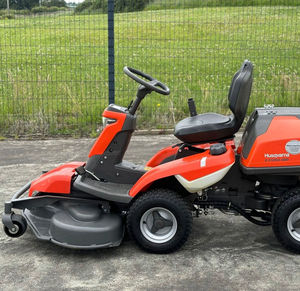 Tondeuse autoportée professionnelle 4x4 à essence 4 temps 2026 pour R 316TsX AWD, machine de coupe et de paillage, Belgique - Product Image 1