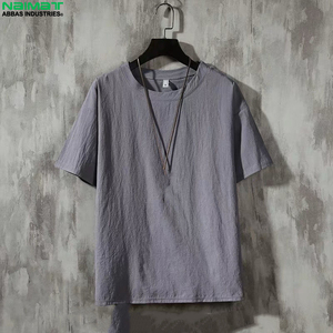 เสื้อยืดแขนสั้นผู้ชายสไตล์สปอร์ตสำหรับฤดูร้อน ผ้าโพลีเอสเตอร์ทรงหลวม สีพื้น คอกลม ลำลอง - Product Image 2