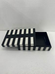 TIME 2 DECOR Boîte à Bijoux Artisanale en Résine Bleue de Haute Qualité, Solution de Rangement Élégante avec Motifs Anges, Fruits et Aliments - Product Image 3