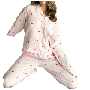 Pyjama pour femmes en coton 100% respirant, manches longues, pantalon avec imprimé Love, ensemble de nuit 2 pièces pour le printemps, l'automne et l'hiver - Product Image 1