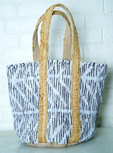 กระเป๋าสะพายข้างผู้หญิงสไตล์โบฮีเมียนสุดฮิตปี 2026 ทำจากผ้าปอกระเจาและผ้าฝ้าย งานแฮนด์เมด เป็นมิตรกับสิ่งแวดล้อม หลากสี ดีไซน์เนอร์ออกแบบ - Product Image 4