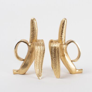 Espejo de tocador con pedestal de patas de pájaro de estilo ecléctico en un tono dorado envejecido, disponible a precios de mayorista. - Product Image 4