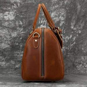 Sac de voyage en cuir véritable de luxe, couleur marron uni, durable - Product Image 4