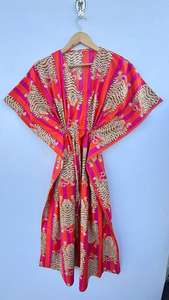 ชุดคาฟตันผ้าฝ้าย - ชุดเดรสสไตล์โบฮีเมียนเก๋ไก๋ น้ำหนักเบา เหมาะสำหรับใส่คลุมช่วงฤดูร้อน ชุดชายหาด และไอเท็มสำคัญสำหรับวันพักผ่อน คาฟตันลายพิมพ์สุดพิเศษ - Product Image 4