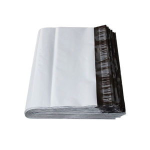 Bolsas de Correo de Poliéster Ecológicas Personalizadas en Oferta, Impermeables, con Logotipo Impreso Personalizado, Reutilizables, para Envío Exprés de Ropa - Product Image 1