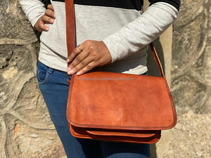 Bandolera de cuero de cabra hecha a mano para mujer, bolso de hombro hecho a mano - Product Image 3