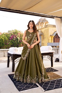 Indian Traditional Ethnic Lehenga Choli Set in <b>Sequin</b> Thread Embroidery Dupatta Wedding Party Dress for Women Fancy Trendy Wear - Product Image 4