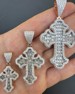 Colgante de Cruz con Incrustaciones de Moissanita, Chapado en Oro de 18K, Estilo Hip Hop de Lujo, Certificado, Otras Joyas - Product Image 1