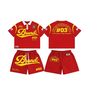 ชุดเสื้อโปโลและกางเกงขาสั้นสีแดงสำหรับผู้ชาย # 03 เสื้อผ้าสตรีทแวร์ลำลองสำหรับฤดูร้อน ชุดเข้าชุดกัน ดีไซน์พิมพ์ลายตัวอักษร - Product Image 1