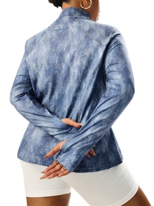 Veste de yoga grise haute qualité pour femmes, durable, respirante, séchage rapide, 100% nylon, couche de base 1/4, personnalisable sur le devant - Product Image 3