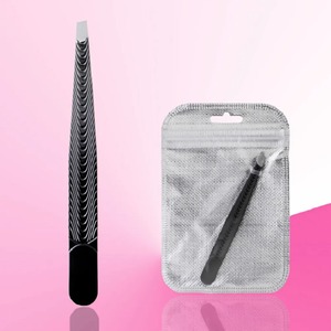 Pinzas Modernas Hechas a Mano de Acero Inoxidable con Punta Inclinada para Cejas, Duraderas, Precisas, Hipoalergénicas, Negras - Product Image 6