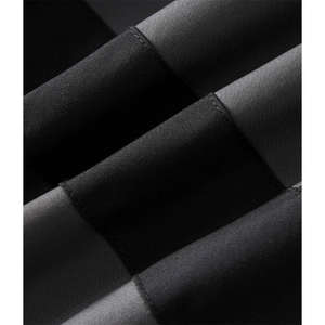 เสื้อแจ็คเก็ตกันลมแบบมีฮู้ดสำหรับผู้ชายรุ่นล่าสุด เสื้อผ้าสตรีทแวร์สำหรับฤดูหนาว กันน้ำ เป็นมิตรกับสิ่งแวดล้อม เนื้อผ้านุ่มสบาย ทนทาน ระบายอากาศได้ดี - Product Image 3