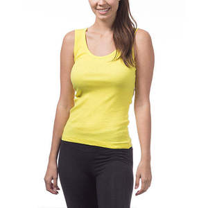 Camiseta sin mangas de algodón premium para mujer, transpirable, informal, para fitness, yoga, verano, suave, elástica, básica, de color liso. - Product Image 1