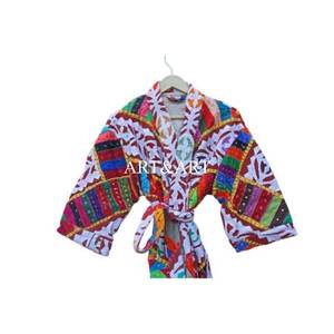 Nuevo Kimono de Moda Invernal con Estampado Kantha y Cinturón, Kimono de Manga Corta con Bordado Kantha, Kimono Vintage para Mujer - Product Image 4