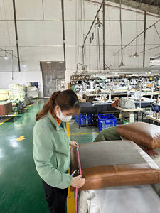 Sillón Moderno Premium con Estructura de Madera Maciza y Tapicería de Cuero Genuino, Sillón de Diseño para Sala de Estar - Product Image 5