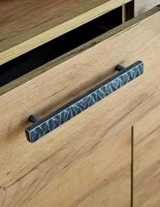 Poignée de meuble longue en fer de style vintage haut de gamme avec finition rustique vieillie classique, quincaillerie décorative pour armoires de cuisine - Product Image 1