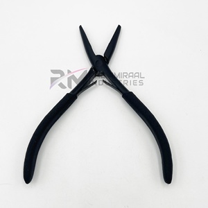 Pince à extensions de cheveux/bijoux en acier inoxydable personnalisée, produit le plus populaire d'RMI, avec pointe en plasma noire et poignée noire - Product Image 1