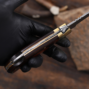 มีดพับใบมีดสแตนเลส ด้ามไม้ปักก้า พร้อมปลอกหนังสั่งทำพิเศษ พกพาสะดวก ใช้ได้ทั้งล่าสัตว์ ตั้งแคมป์ และงานอุตสาหกรรม - Product Image 4