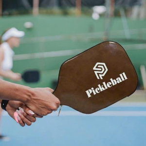 Étui de protection portable pour raquette de pickleball en nid d'abeille marron avec fermeture éclair et logo personnalisé pour le transport sur le terrain - Product Image 3