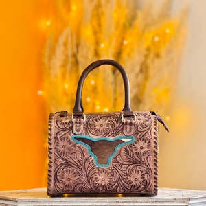 Bolso de hombro de cuero vacuno con diseño floral y cabeza de vaca, estilo occidental, para mujer, vintage. - Product Image 1