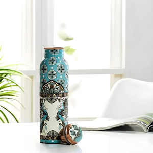 Hot Selling Elegant <b>copper</b> <b>bottle</b> with Ayurvedic healing traits handcrafted body and premium look ideal for travel and work - Product Image 1