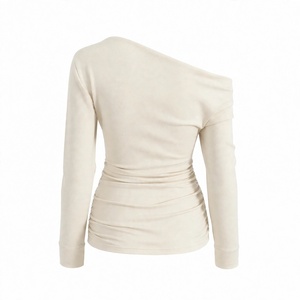 Blusa de un solo hombro con fruncido y manga larga para mujer, cuello asimétrico, ajuste ceñido, estilo casual, color liso, moda urbana - Product Image 2