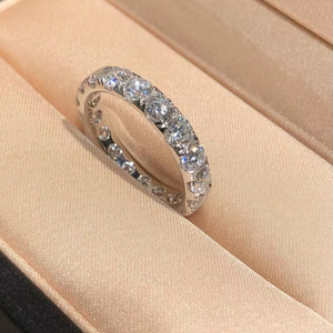 แหวนเพชรโมอิสซาไนต์ทรงกลมแบบเต็มวง ดีไซน์สร้างสรรค์ ตัวเรือนเงินแท้ 925 สไตล์โมเดิร์น ของขวัญสำหรับวันเกิดและงานปาร์ตี้ - Product Image 1