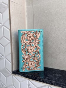 Nouveauté : Portefeuille long en cuir véritable pour homme, gravé à la main, élégant, couleur turquoise, porte-cartes et billets, unisexe - Product Image 1