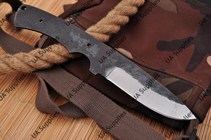 Couteau de camping forgé à la main, à lame fixe, pleine longueur, pointe tombante, en acier 1095 poli, personnalisable OEM/ODM, vente en gros directe usine - Product Image 5