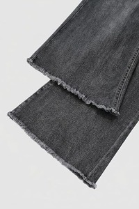Jeans Bootcut pour Femmes - Design Chic et Classique Moderne, Taille Moyenne, Denim en Coton par Abdul Royal World Export - Product Image 5