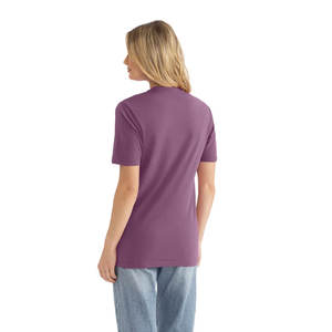 Camiseta de Alta Calidad para Hombre, Cuello Redondo, Ajustada, de Gamuza, Marca Next Level Apparel - Product Image 5