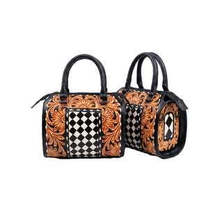 Sac de voyage en cuir de luxe, motif floral orange et à carreaux noirs, fermeture éclair, design durable - Product Image 1