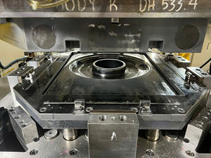 Fabricant de moules d'estampage métallique pour pièces industrielles OEM - Product Image 5