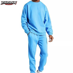 Vêtements de sport pour homme haut de gamme, prix usine, très demandés, conçus pour le confort, le style et les performances lors de la course à pied, des entraînements ou de l'usage quotidien. - Product Image 1