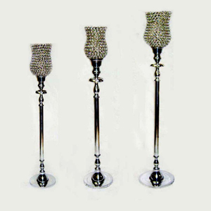 Support de bougie en métal nickelé argenté de luxe, avec globe en cristal, fait main, avec boules perlées, pour mariage ou événementiel. - Product Image 6