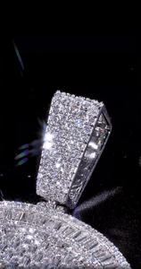 Colgante Clásico de Moissanita con Corte Brillante y Baguette en Plata 925 con Engaste de Canal, Unisex, para Uso Diario, Forma Redonda - Product Image 5