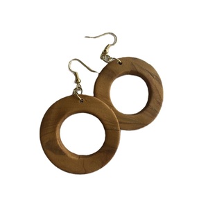 Fabricant en gros de boucles d'oreilles en bois 100% naturel pour cadeau de Noël, boucles d'oreilles en bois au design minimaliste, boucles d'oreilles pour femmes, meilleure qualité - Product Image 6