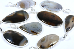 Colgante de Ágata Natural Artesanal de Alta Calidad con Forma de Paz BISMILLAH GEMS BOHEMIA, Pieza Única de Moda Artesanal - Product Image 3