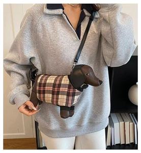 Nouveau sac à main tendance pour femme, style britannique, imprimé animal chiot, sac bandoulière en PU avec fermeture éclair et fermoir à loquet - Product Image 1