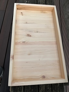 ถาดเสิร์ฟไม้เนื้อแข็งขัดเงา สไตล์อเมริกัน อเนกประสงค์และพกพาได้ รูปทรงสี่เหลี่ยมผืนผ้า หนา 1 นิ้ว ทำความสะอาดง่าย - Product Image 1