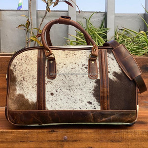 Vente en gros de sacs à roulettes en cuir véritable de haute qualité sacs de sport de luxe en cuir de vachette à roulettes sacs de voyage pratiques pour vêtements à main - Product Image 2