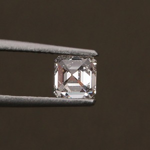 Diamant de laboratoire Asscher 2,5 carats D VVS2 certifié IGI CVD 3EX Coupe excellente Fournisseur en gros pour les acheteurs internationaux de diamants - Product Image 4