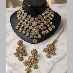 Ensemble collier et boucles d'oreilles pour femme JeweleMarket, plaqué or, avec cristaux et strass, style ethnique, pour mariage, fiançailles, anniversaire, fête, cadeau - Product Image 1