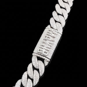 Elegante Cadena Cubana de Plata de Ley 925 con Diamantes de Laboratorio, Diseño Personalizado con Nombre, Collar con Cierre de Candado Estilo Hip Hop - Product Image 4