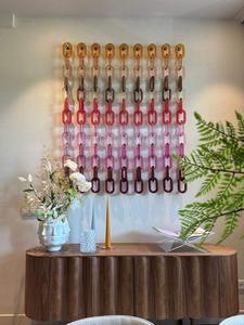 Adornos de Pared de Cadena Acrílica Modernos Personalizados, Hechos a Mano, Decorativos de Resina para Decoración del Hogar - Product Image 2