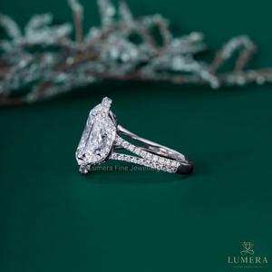 Luxury 18K White Gold Oval Cut 3-Stone Engagement <b>Ring</b> with Half <b>Moon</b> Side Stones Continuous Halo - Product Image 4