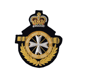 Insignias de tela de lona con logotipo personalizado bordado a mano con hilo de bullion, ecológicas y sin níquel, al por mayor - Product Image 1